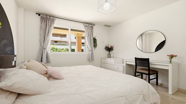Image No.20-2 Bed Apartment for sale