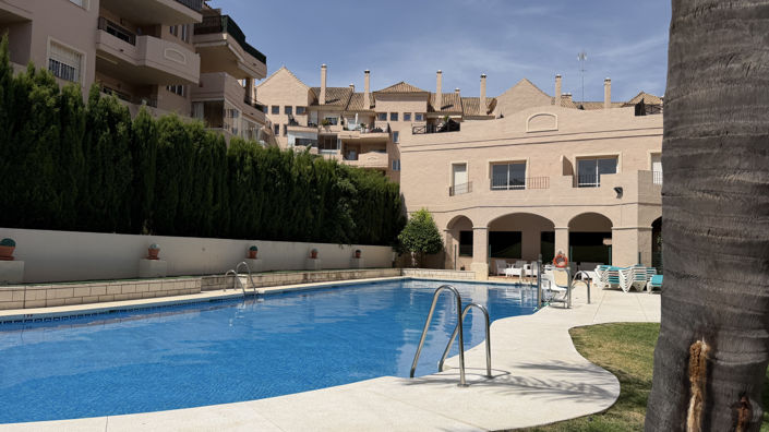 Image No.25-2 Bed Apartment for sale