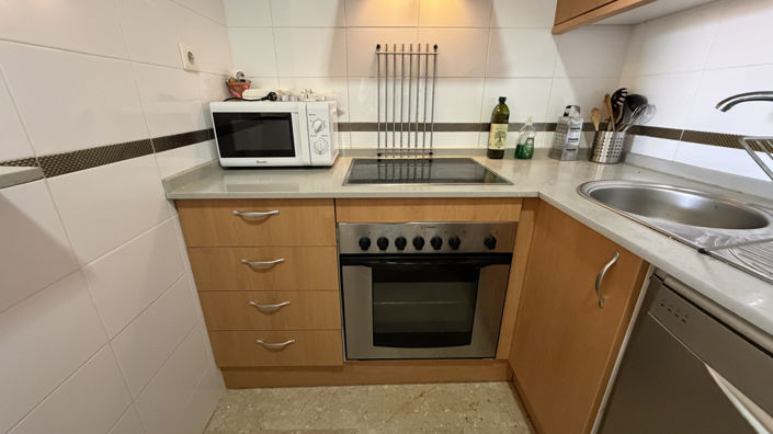 Image No.8-2 Bed Apartment for sale