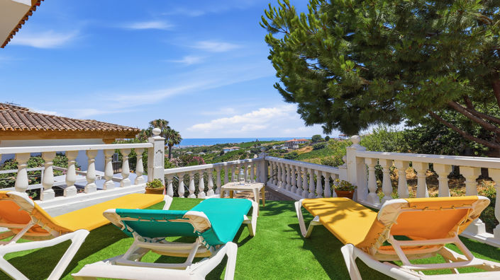 Image No.15-4 Bed House for sale