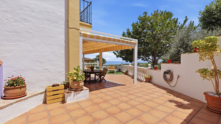 Image No.17-4 Bed House for sale