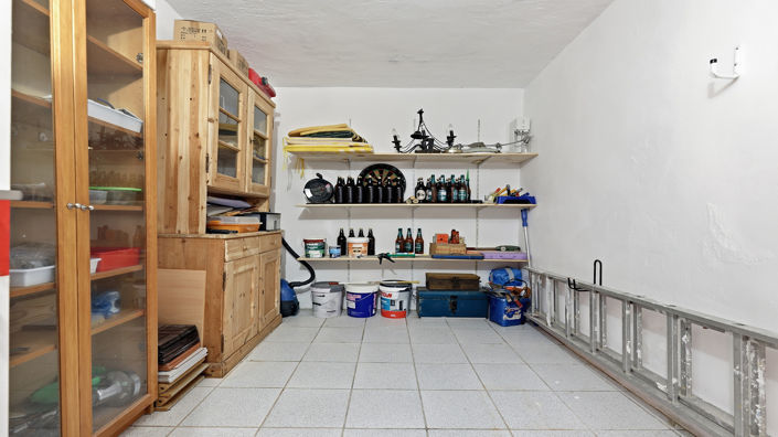 Image No.41-4 Bed House for sale