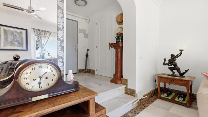Image No.5-4 Bed House for sale