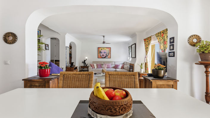Image No.9-4 Bed House for sale