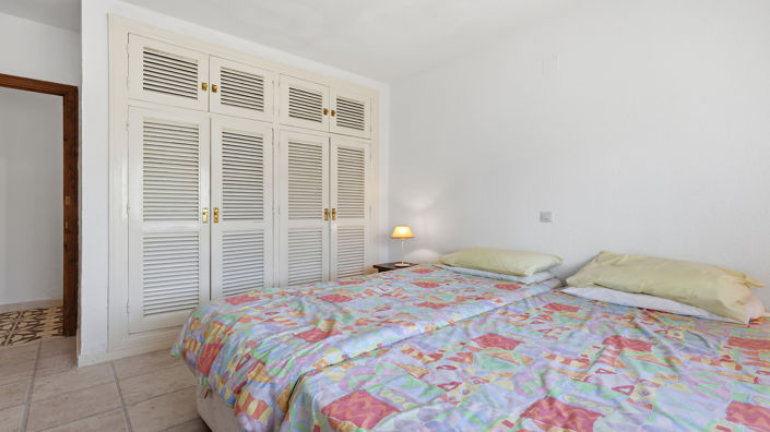Image No.25-3 Bed Villa for sale