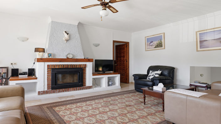 Image No.36-3 Bed Villa for sale