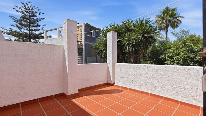 Image No.42-3 Bed Villa for sale