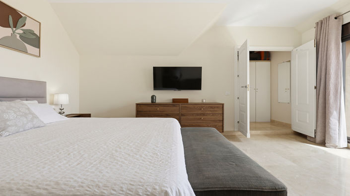 Image No.22-3 Bed Penthouse for sale