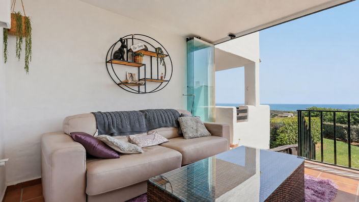 Image No.44-2 Bed Property for sale