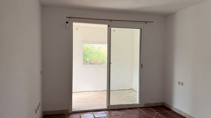 Image No.11-3 Bed Villa for sale