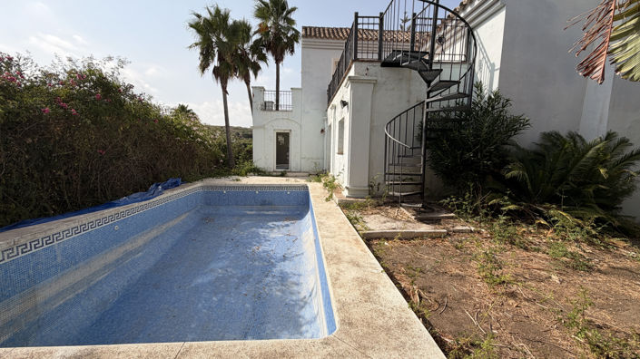 Image No.36-3 Bed Villa for sale