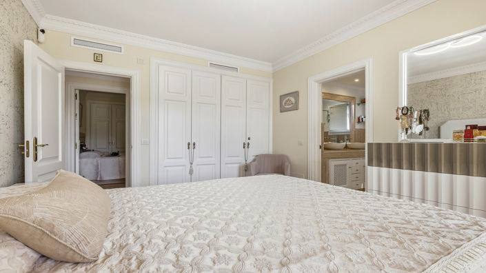 Image No.11-2 Bed Apartment for sale