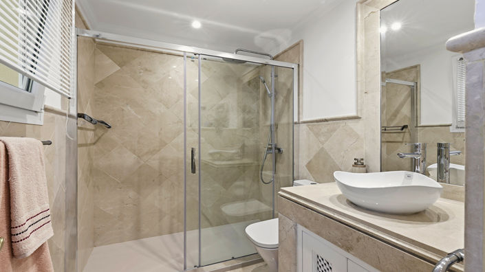 Image No.25-2 Bed Apartment for sale