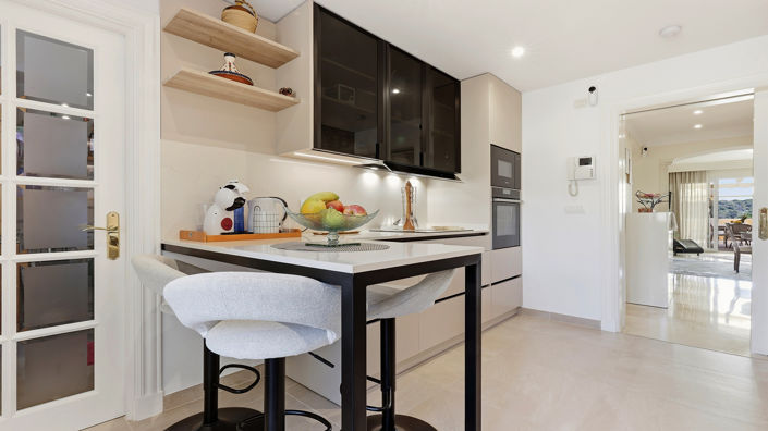Image No.32-2 Bed Apartment for sale