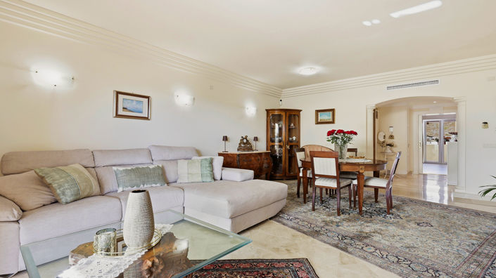 Image No.43-2 Bed Apartment for sale