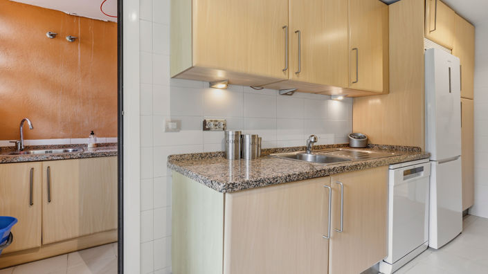 Image No.47-3 Bed Property for sale