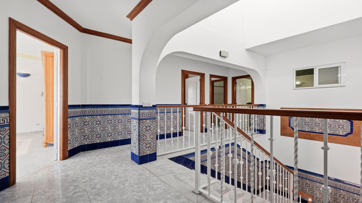 Image No.23-4 Bed Villa for sale