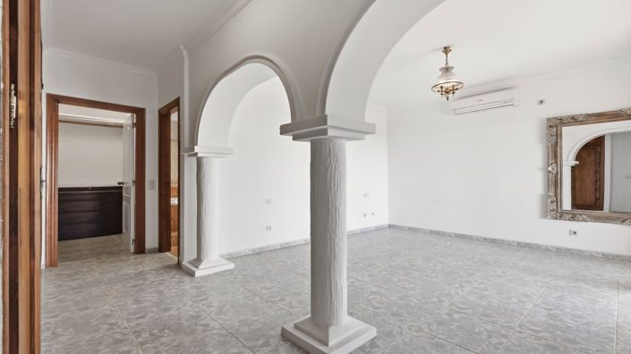 Image No.24-4 Bed Villa for sale