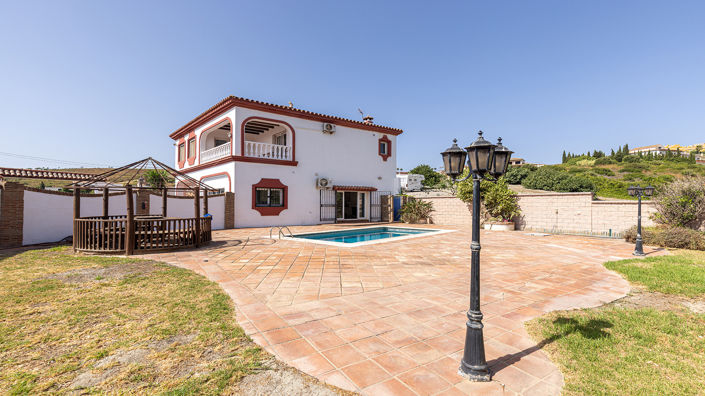 Image No.36-4 Bed Villa for sale