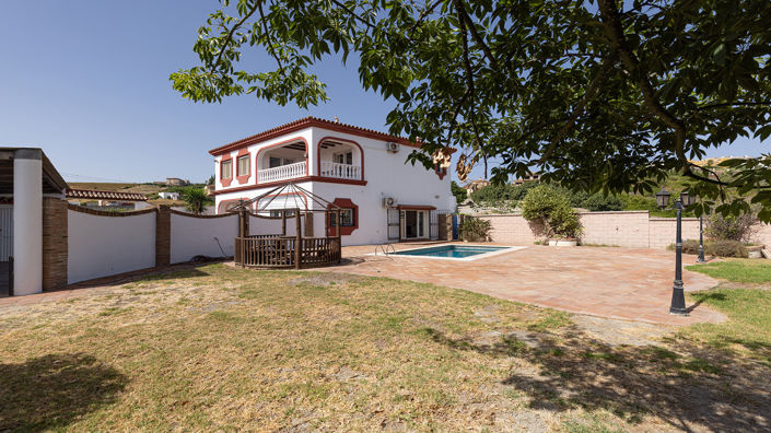 Image No.4-4 Bed Villa for sale