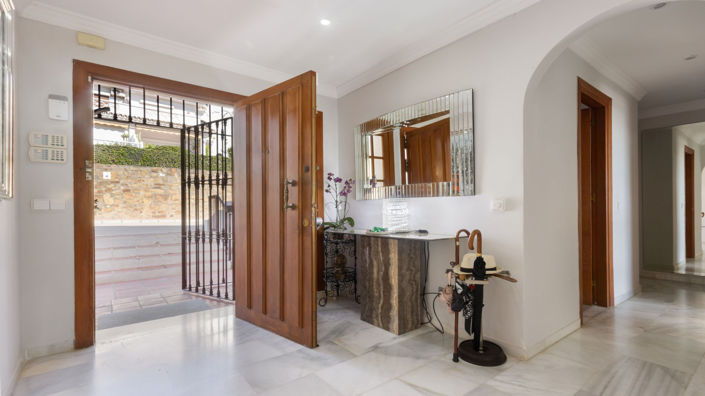 Image No.32-4 Bed Villa for sale