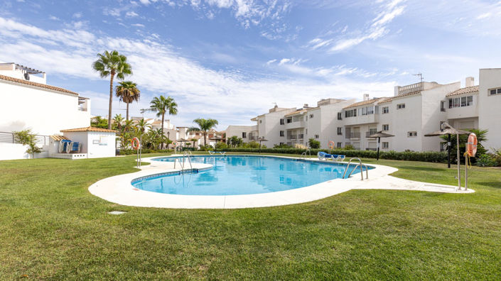 Image No.36-2 Bed Property for sale