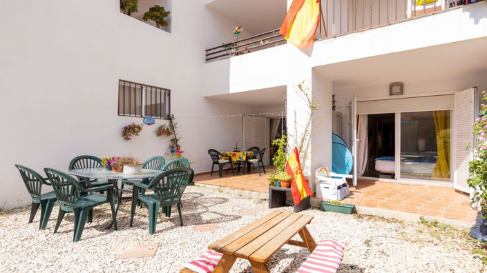 Image No.8-2 Bed Property for sale