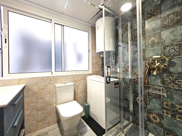 Image No.18-3 Bed Flat for sale