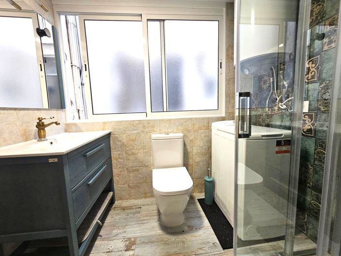 Image No.19-3 Bed Flat for sale