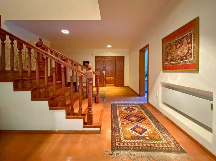 Image No.10-4 Bed Villa for sale