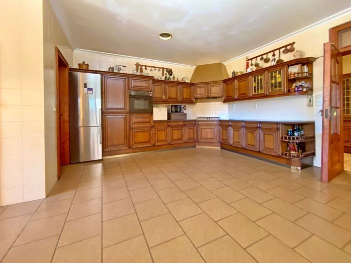 Image No.28-4 Bed Villa for sale