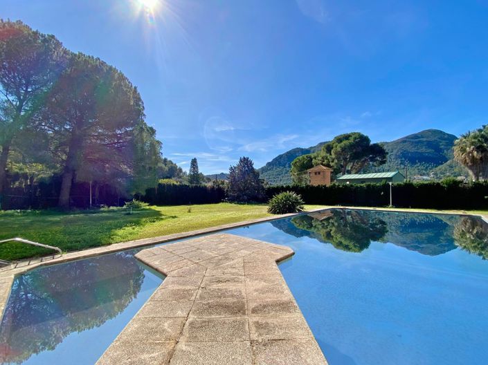 Image No.4-4 Bed Villa for sale
