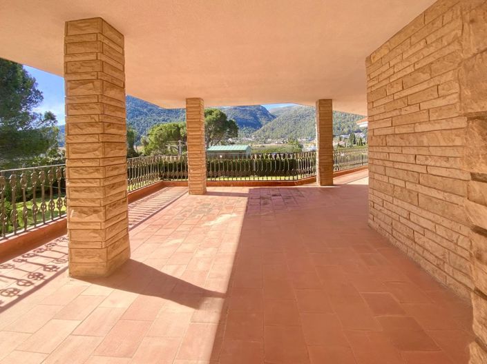 Image No.42-4 Bed Villa for sale
