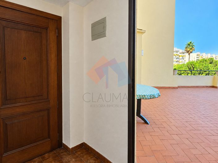 Image No.11-3 Bed Flat for sale