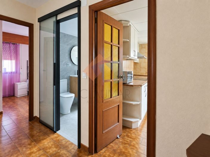 Image No.18-3 Bed Flat for sale