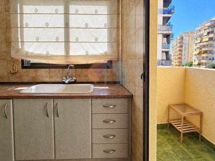 Image No.21-3 Bed Flat for sale
