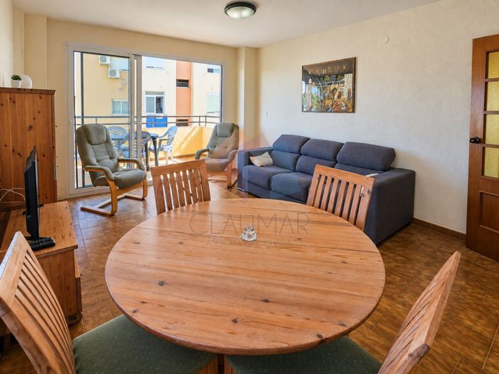 Image No.32-3 Bed Flat for sale