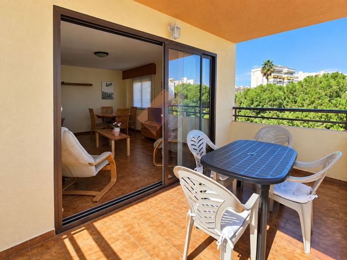 Image No.36-3 Bed Flat for sale