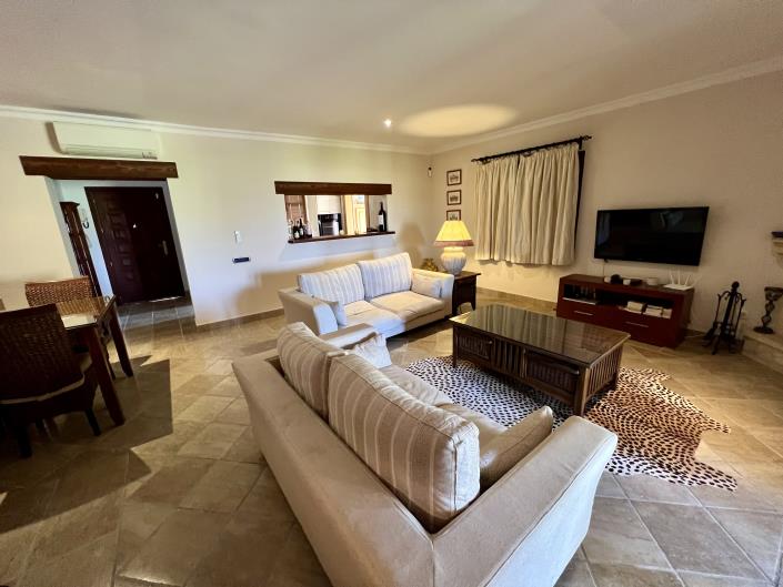 Image No.2-Villa de 6 chambres à vendre à Desert Springs