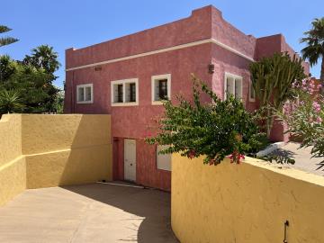 Villa de 4 chambres à vendre à Almeria