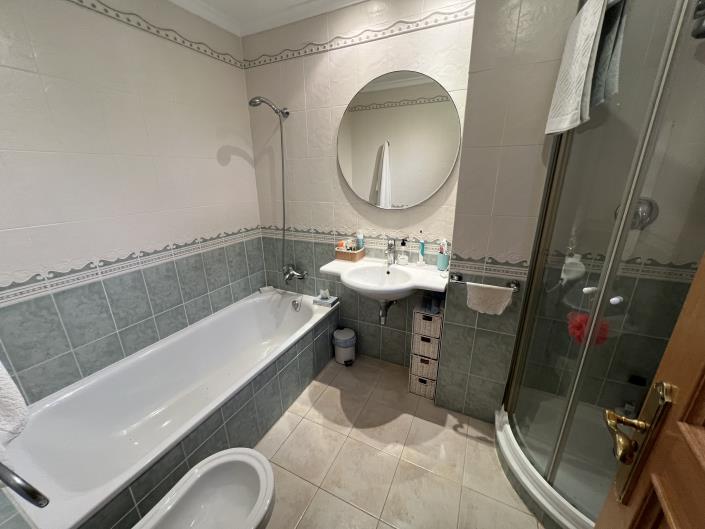 Image No.7-2 Bed Townhouse for sale