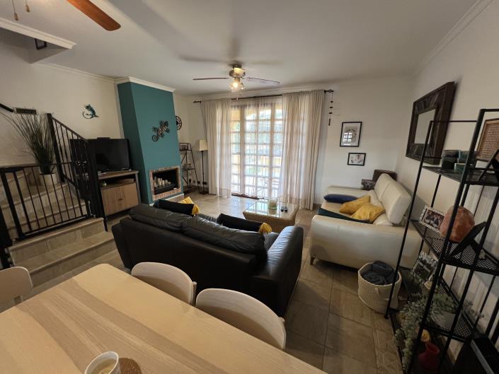 Image No.3-3 Bed Townhouse for sale