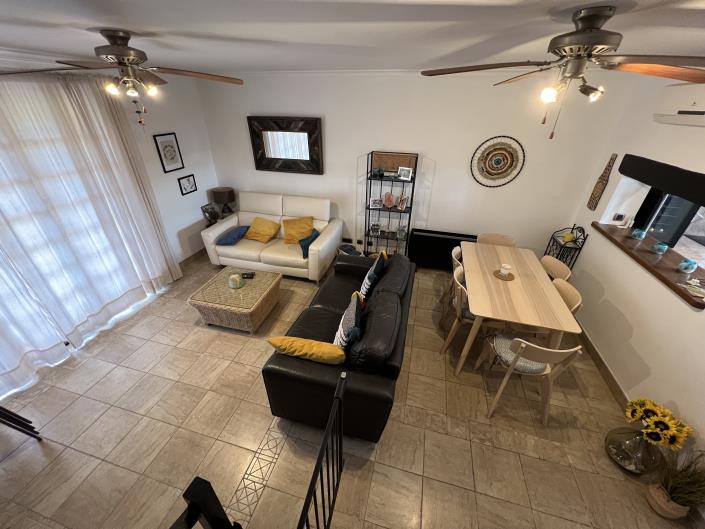 Image No.6-3 Bed Townhouse for sale