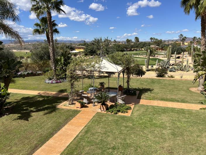 Image No.25-3 Bed Townhouse for sale