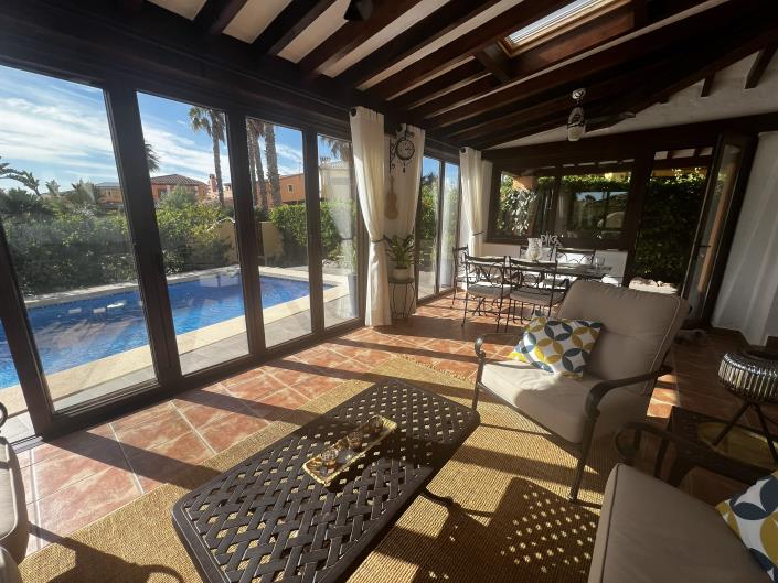 Image No.2-3 Bed Villa / Detached for sale