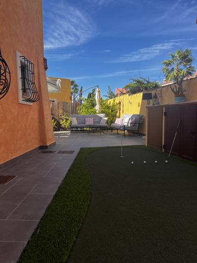 Image No.27-3 Bed Villa / Detached for sale