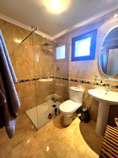 Image No.15-2 Bed Apartment for sale