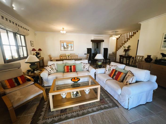 Image No.9-6 Bed Villa / Detached for sale