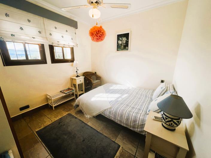 Image No.16-6 Bed Villa / Detached for sale