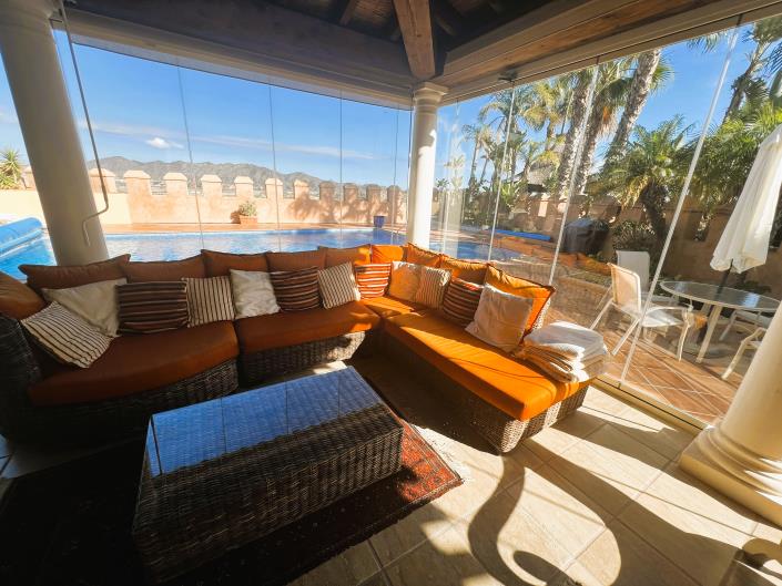 Image No.22-6 Bed Villa / Detached for sale